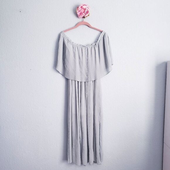 Zara Muted Seafoam‎ Pleated Off The Shoulder Midi Dress - Picture 2 of 10